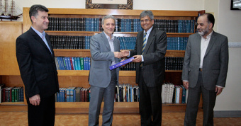 Ambassador of India met with the President of University o f Tehran