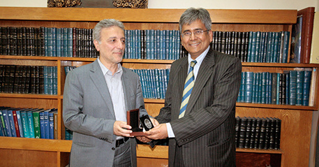 Ambassador of India met with the President of University o f Tehran