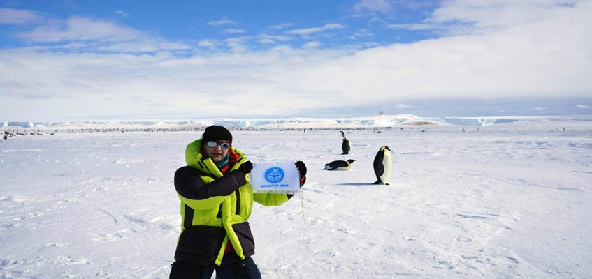 The flag of the University of Tehran was raised in the South Pole