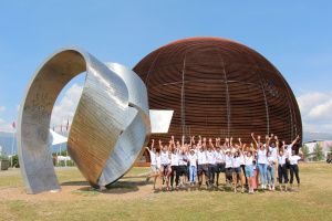 پذیرش دانشجو در برنامه تابستانی CERN