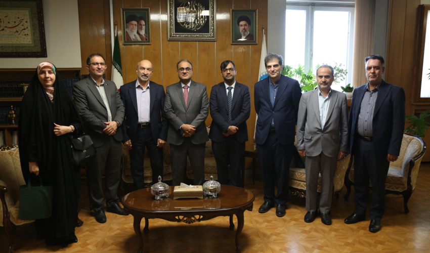 دیدار سفیر پاکستان با رئیس دانشگاه تهران